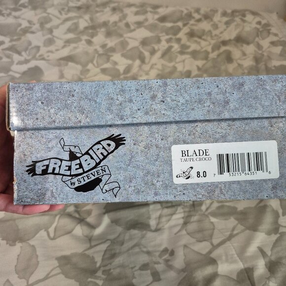 Blade Taupe Croco Size 8 Freebird by Steven NWT - Picture 9 of 9